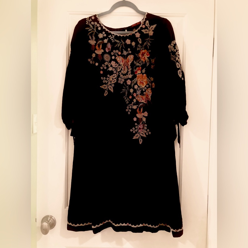 JOHNNY WAS Stunning Dress - Embroidered